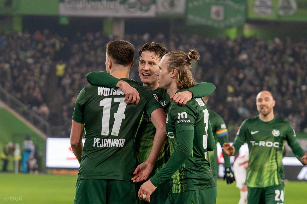 3-4，20岁德国新星无敌帽子戏法难救主，沃尔夫斯堡无缘德甲3连胜