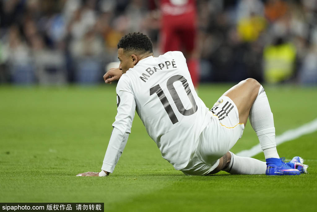 西媒披露姆巴佩伤情内幕：执迷打破C罗进球纪录 不惜带伤作战