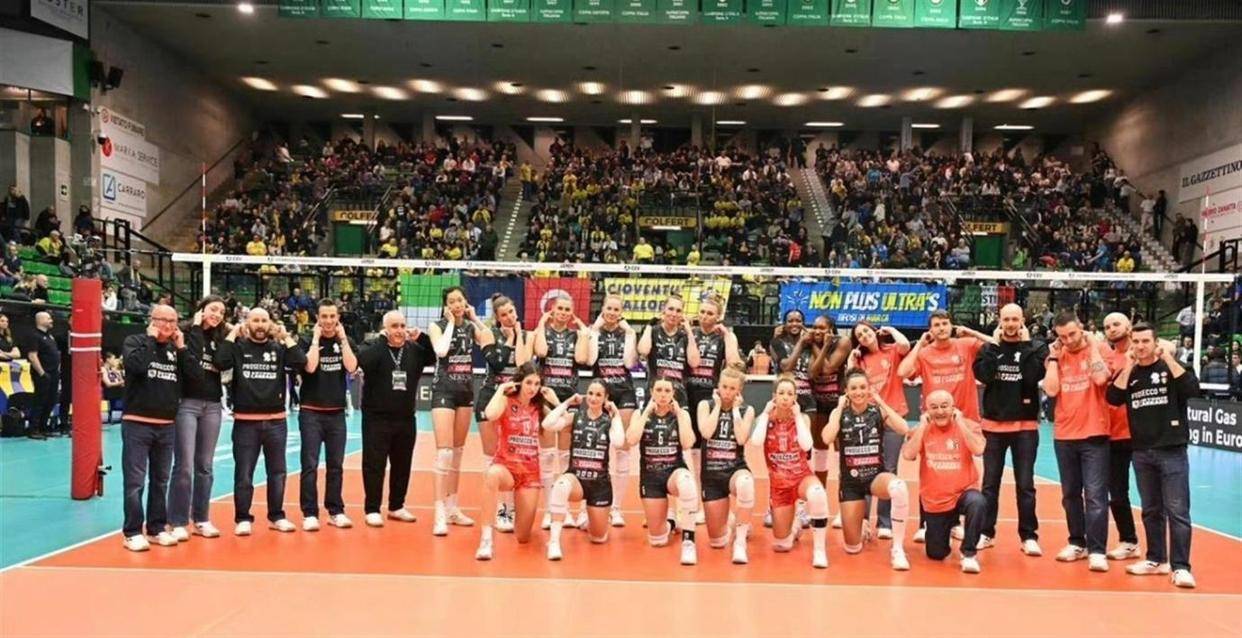 输了比赛却赢了晋级！朱婷打满5局独揽24分，科内利亚诺输球仍锁定欧冠四强，战略性放弃太精明